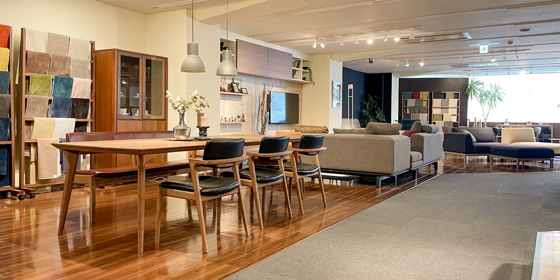 冨士ファニチア 大阪ショールーム