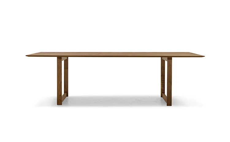 YU UT2 DINING TABLE